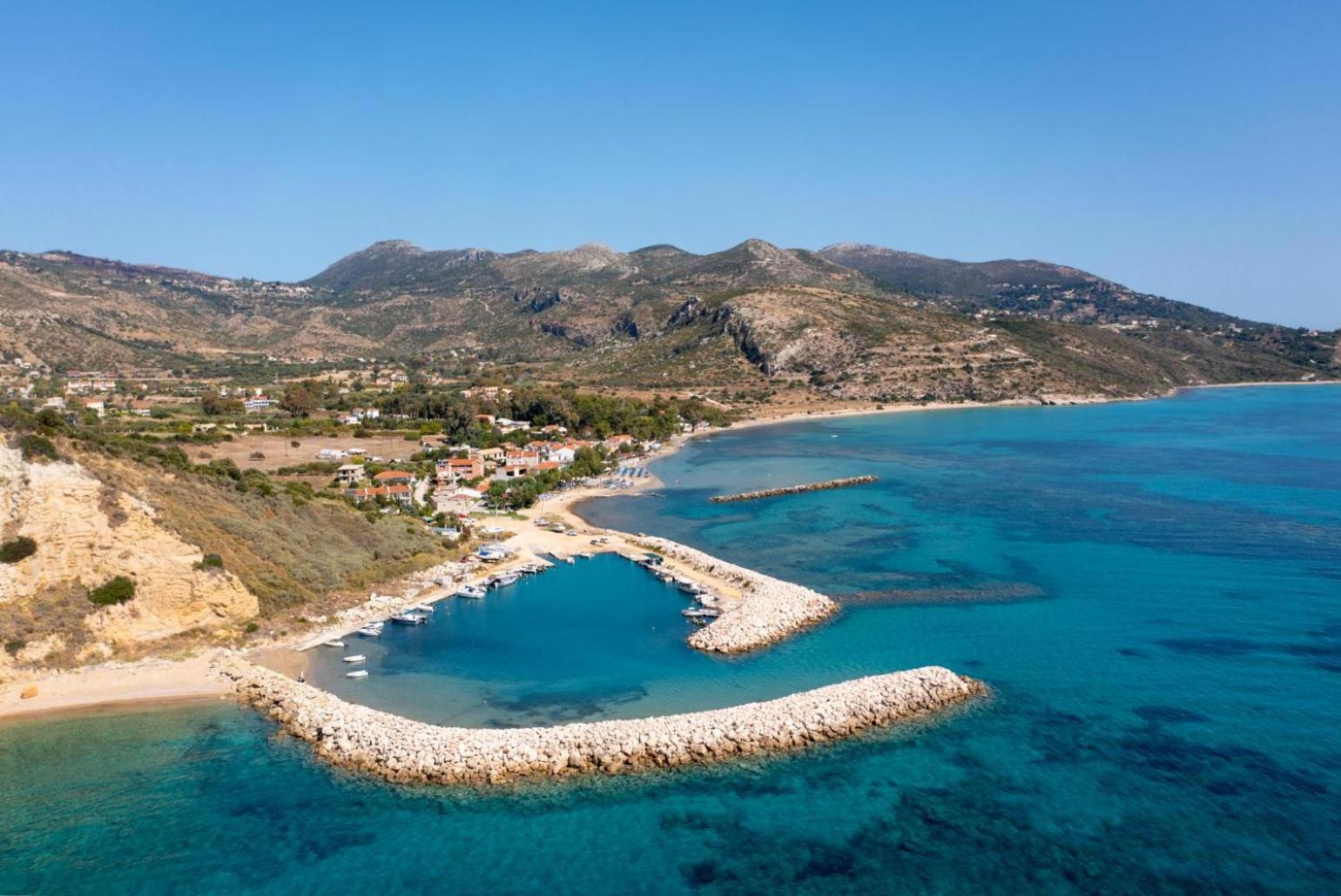 Villa Fedra Poros  Exterior photo