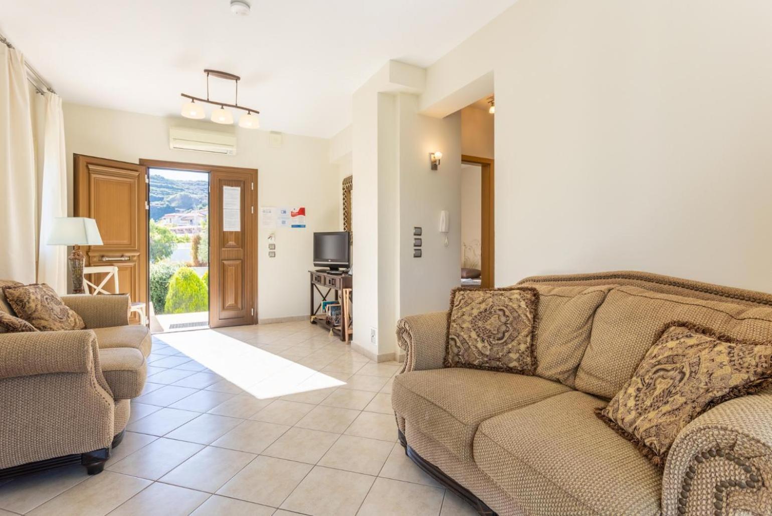 Villa Fedra Poros  Exterior photo